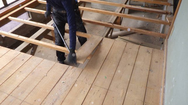 リノベーション解体作業