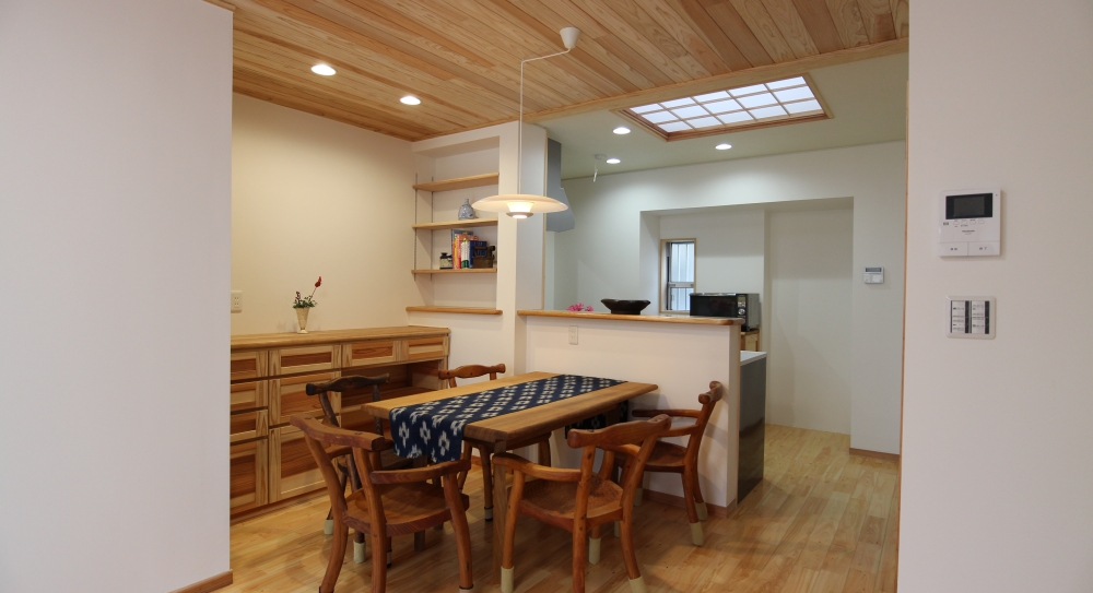 2世帯木づかいリノベーション/宮崎市