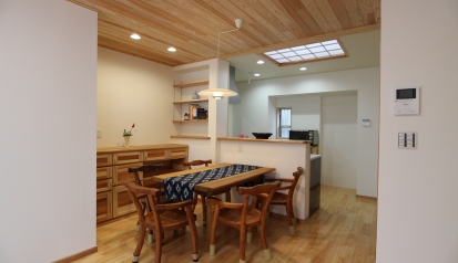 2世帯木づかいリノベーション/宮崎市