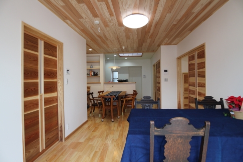 2世帯木づかいリノベーション/宮崎市