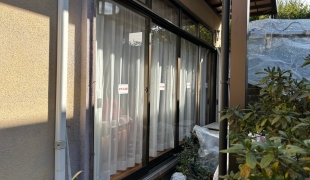 南側サッシ強化ガラス／都城市
