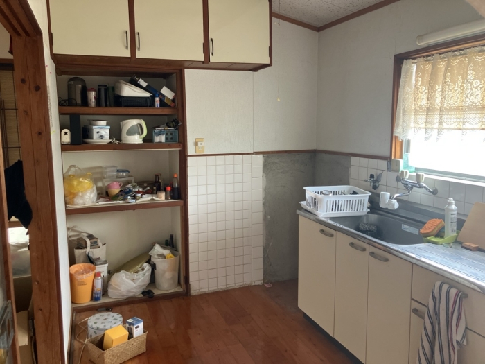 リノベーションbeforeキッチン